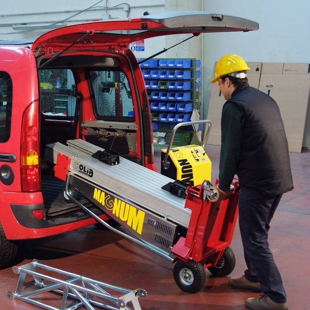 GOLIA MAGNUM χειροκίνητο σύστημα ανύψωσης τζαμιών Χειροκίνητο ανυψωτικό σύστημα GOLIA MAGNUM GOLIA MAGNUM για επαγγελματική χρήση