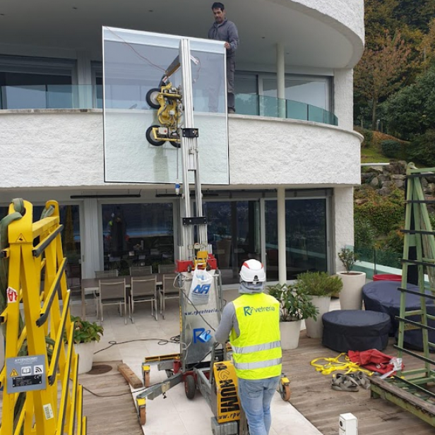 GOLIA MAGNUM χειροκίνητο σύστημα ανύψωσης τζαμιών Χειροκίνητο ανυψωτικό σύστημα GOLIA MAGNUM GOLIA MAGNUM για επαγγελματική χρήση