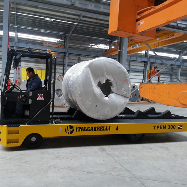 ITALCARELLI  Αυτοκινούμενοι μεταφορείς βαρέων φορτίων TPEN 300 με χωρητικότητα φορτίου που κυμαίνεται από 10 έως 500 τόνους και άνω.