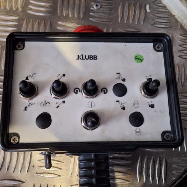 ΜΕΤΑΧΕΙΡΙΣΜΕΝΟ ΚΑΛΑΘΟΦΟΡΟ ΟΧΗΜΑ KLUBB ΑΡΘΡΩΤΟΥ ΤΥΠΟΥ 120KG  10m (2018)