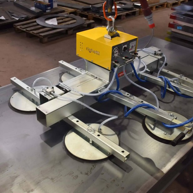 ELECTRIC VACUUM LIFTER  for metal sheets RIGHETTI FTS6EB 1000KG
