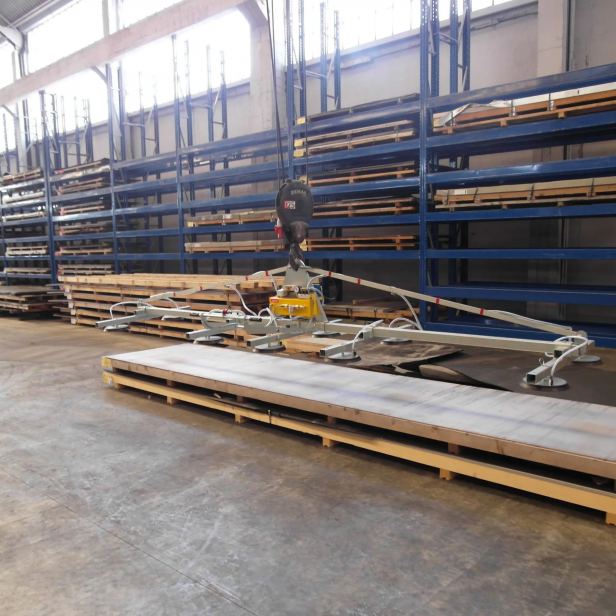 AIR VACUUM LIFTER  for metal sheets RIGHETTI  F10A 2000KG