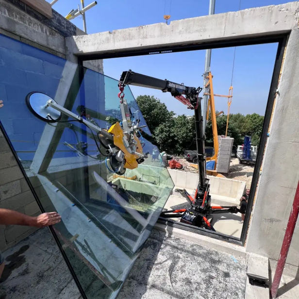 ΒΕΝΤΟΥΖΑ ΑΝΥΨΩΣΗΣ ΓΙΑ ΤΟΠΟΘΕΤΗΣΗ ΤΖΑΜΙΩΝ  (με μπαταριες )RIGHETTI VB4+4 RCMBM 800kg