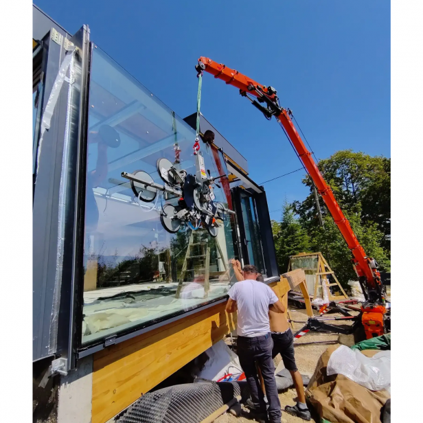 ΒΕΝΤΟΥΖΑ ΑΝΥΨΩΣΗΣ ΓΙΑ ΤΟΠΟΘΕΤΗΣΗ ΤΖΑΜΙΩΝ  (με μπαταριες )RIGHETTI VB4+4 RCMBM 800kg