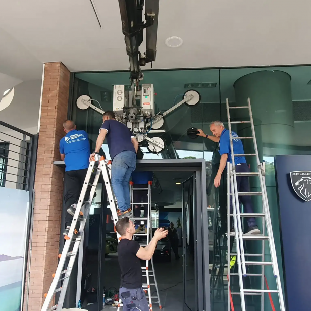  VACUUM LIFTER  for GLASS  (WITH BATTERIES )RIGHETTI  VB4+4 RCEBE XL 800kg