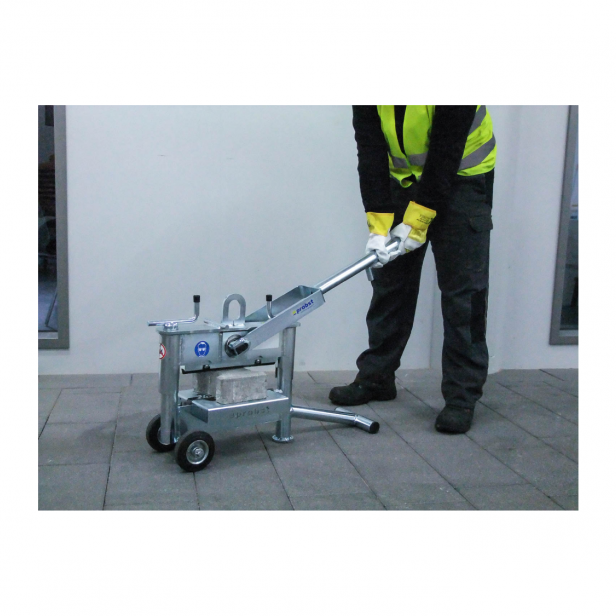 Probst STS Manual Stone Cutter Probst STS slab and stone splitter Galvanized stone cutter Probst STS Probst STS manual cutter in use