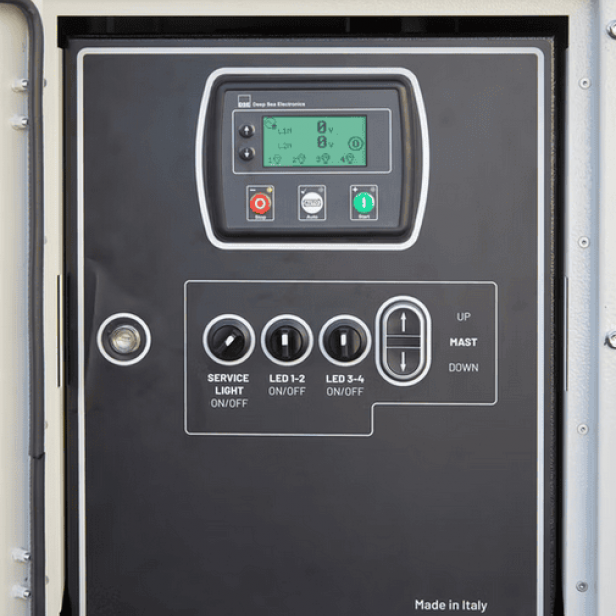 ITALTOWER LIGHTING TOWER WITH POWER GENERATOR & HYDRAULIC LIFTING SYSTEM POLAR UP TO 8.5M ILLUMINATED AREA 9300SQM