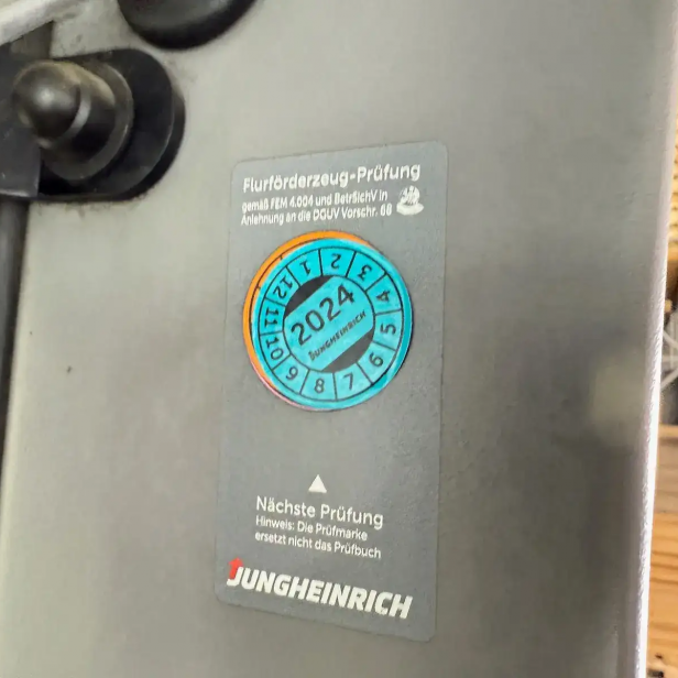  JUNGHEINRICH USED ELECTRIC FORKLIFT EFG213  1.300kg(2017) Triplex BH 205cm 3.Valve 