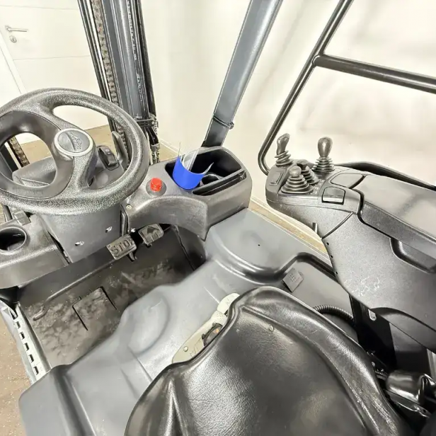 LINDE ΜΕΤΑΧΕΙΡΙΣΜΕΝΟ ΗΛΕΚΤΡΙΚΟ ΚΛΑΡΚ E15-02 EVO 1500kg (2021) 