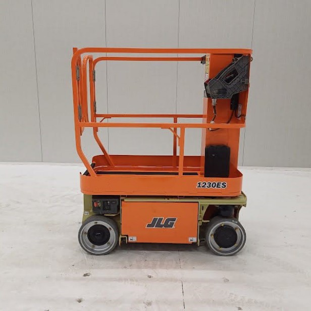 USED JLG 1230ES (2014) 5.66M 230KG 