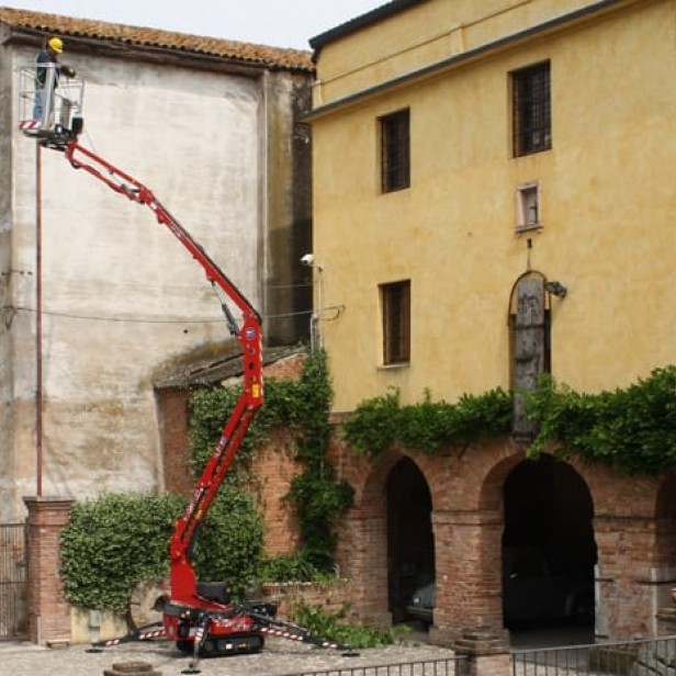 HINOWA Lightlift 14.72 IIIS WORKING HEIGHT 14M 120-200KG