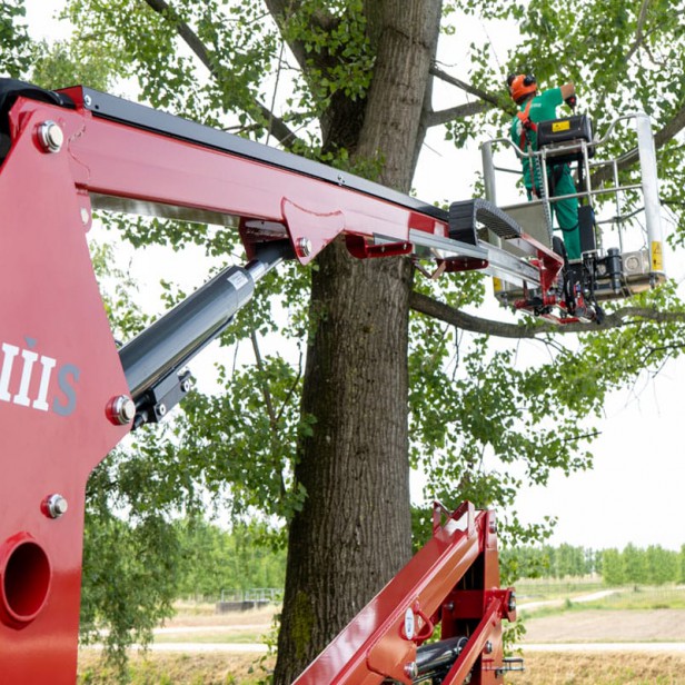 HINOWA Lightlift 14.72 IIIS WORKING HEIGHT 14M 120-200KG