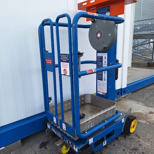 USED JLG PECOLIFT (2013) 3.5M 150KG