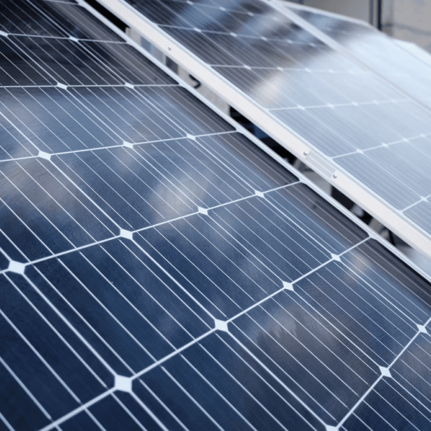 ITALTOWER SOLAR LIGHTING TOWER WITH MANUAL LIFTING SYSTEM FULL SOLAR UP TO 7M - ILLUMATED AREA UP TO 3000 SQM