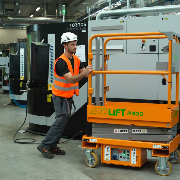 AXOLIFT PUSH AROUND SCISSOR LIFT P300 - 4.95M 240KG