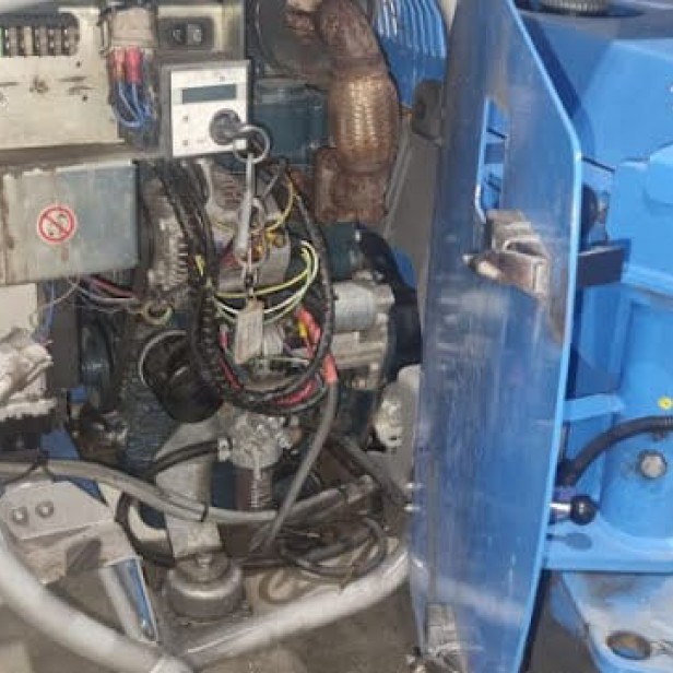 ΜΕΤΑΧΕΙΡΙΣΜΕΝΟ ΚΑΛΑΘΟΦΟΡΟ ΜΕ ΕΡΠΥΣΤΡΙΕΣ  TEUPEN LEO 21 GT 21M 250KG (2014) 