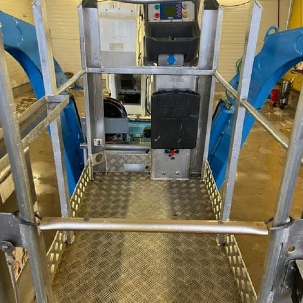 ΜΕΤΑΧΕΙΡΙΣΜΕΝΟ ΚΑΛΑΘΟΦΟΡΟ ΜΕ ΕΡΠΥΣΤΡΙΕΣ  TEUPEN LEO 21 GT 21M 250KG (2015)