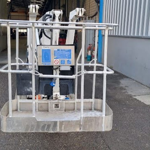 CTE ΜΕΤΑΧΕΙΡΙΣΜΕΝΟ ΑΥΤΟΚΙΝΟΥΜΕΝΟ ΚΑΛΑΘΟΦΟΡΟ ΜΕ ΕΡΠΥΣΤΡΙΕΣ TRACCESS 230 23M 200KG (2021) 