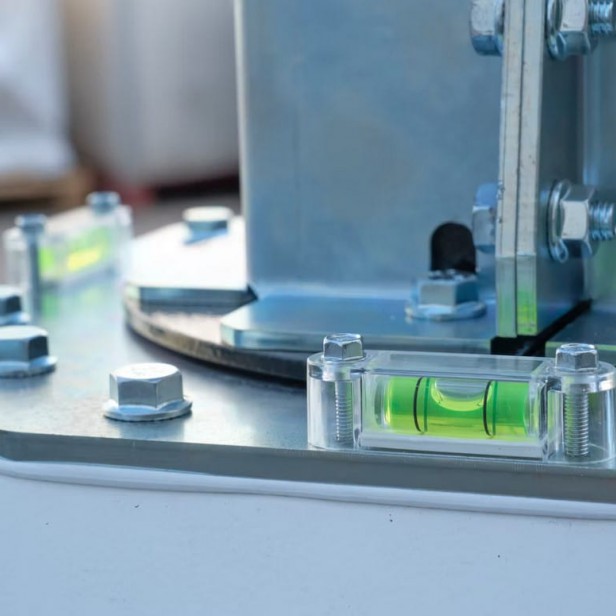 ITALTOWER ΠΥΡΓΟΣ ΦΩΤΙΣΜΟΥ ΜΕ ΧΕΙΡΟΚΙΝΗΤΗ ΑΝΥΨΩΣΗ ORUS  ΕΩΣ 9M ΦΩΤΙΖΟΜΕΝΟΣ ΧΩΡΟΣ 9300ΤΜ