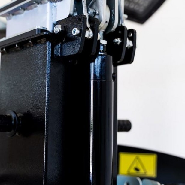 ITALTOWER LIGHTING TOWER WITH MANUAL LIFTING SYSTEM TOWERLOOP UP TO 7M - ILLUMATED AREA UP TO 4700 SQM