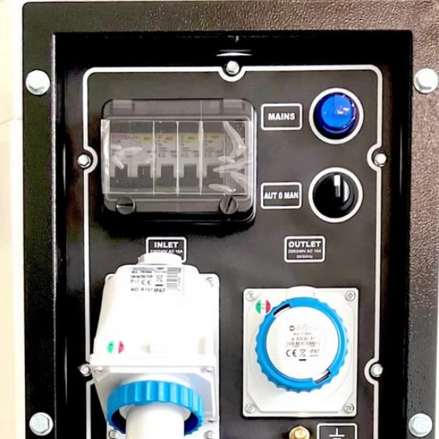 ITALTOWER LIGHTING TOWER WITH MANUAL LIFTING SYSTEM TOWERLOOP UP TO 7M - ILLUMATED AREA UP TO 4700 SQM