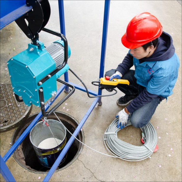 YONGTIAN  PERMANENT MAGNET MOTOR FOR UNLIMITED WIRE ROPE YT-BLDN-STL300/600