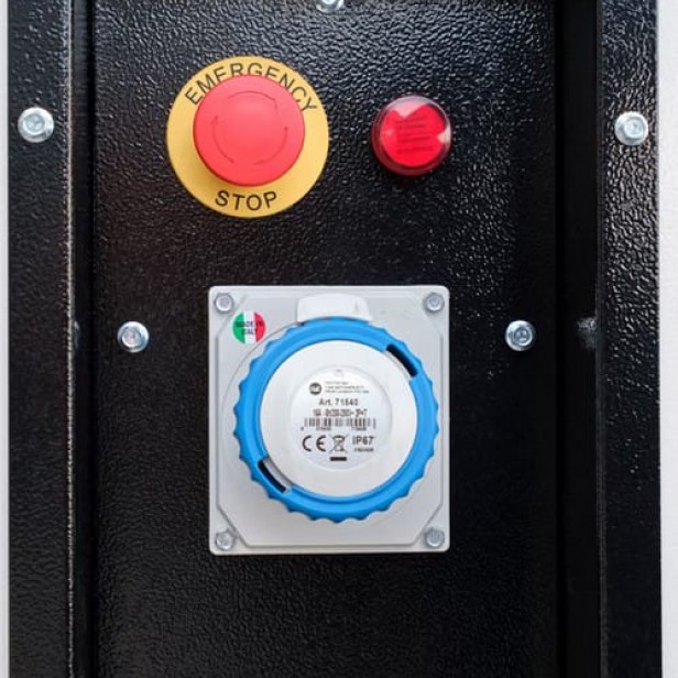 ITALTOWER ΠΥΡΓΟΣ ΦΩΤΙΣΜΟΥ ΜΕ ΜΠΑΤΑΤΡΙΕΣ & ΥΔΡΑΥΛΙΚΗ ΑΝΥΨΩΣΗ MANTIS ΕΩΣ 7Μ  ΦΩΤΙΖΟΜΕΝΟΣ ΧΩΡΟΣ 4400ΤΜ