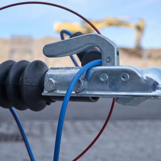 ITALTOWER LIGHTING TOWER WITH DIESEL-POWER GENERATOR & HYDRAULIC LIFTING SYSTEM ASTRID HYBRID AGM UP TO 8.5M ILLUMINATED AREA 4400 SQM 