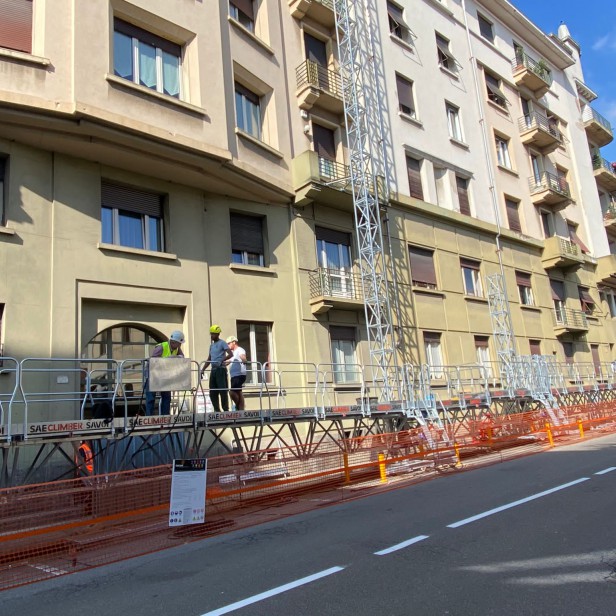 SAECLIMBER - Mast Climbing Work Platform P40 - 200M 4000KG