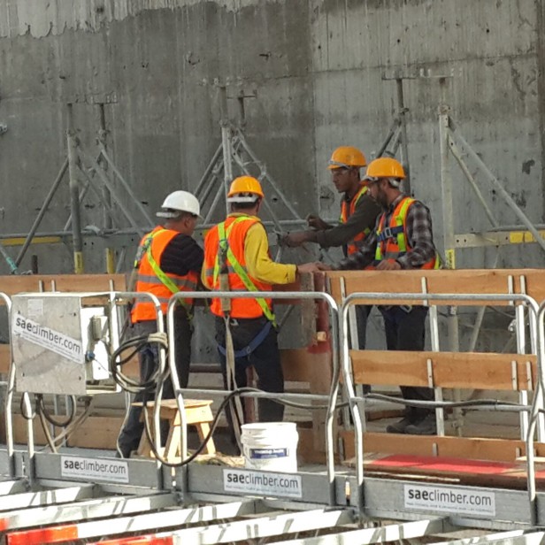 SAECLIMBER - ΕΡΓΟΤΑΞΙΑΚΟΣ ΑΝΕΛΚΥΣΤΗΡΑΣ P40 - 200M 4000KG