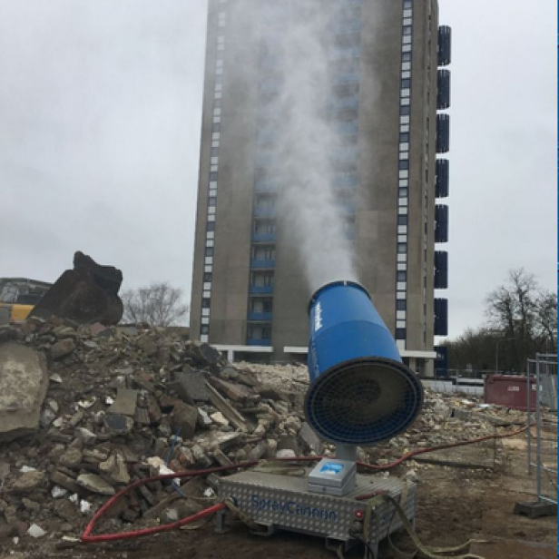 MB Dustcontrol SprayCannon 100 σύστημα καταστολής σκόνης φορητό SprayCannon 100 από MB Dustcontrol SprayCannon 100 με εμβέλεια 100 m και κάλυψη 27.500 m²