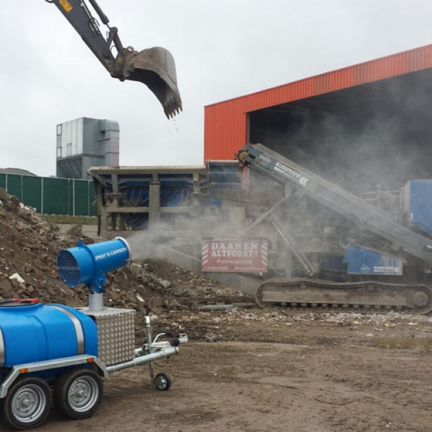 MB Dustcontrol SprayCannon 25 SS dust suppression system portable SprayCannon 25 SS by MB Dustcontrol SprayCannon 25 SS with 25 m throw distance and coverage up to 70 m²