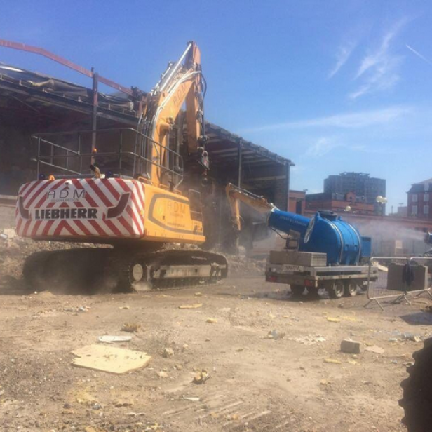 MB Dustcontrol SprayCannon 40 SS dust suppression system portable SprayCannon 40 SS by MB Dustcontrol SprayCannon 40 SS with 40 m throw distance and coverage up to 4,400 m²