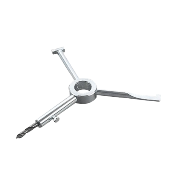 ITALIFTERS T3 PolyTool πολυεργαλείο T3 PolyTool ITALIFTERS για άνοιγμα καπακιών και φρεατίων σε χρήση Πολυεργαλείο ITALIFTERS T3 για φρεάτια