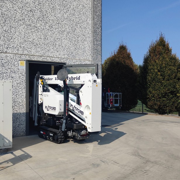 Platform Basket Spider 15.70, tracked spider lift 15.70, self-propelled spider boom lift 15.70, Platform Basket 15.70 crawler lift