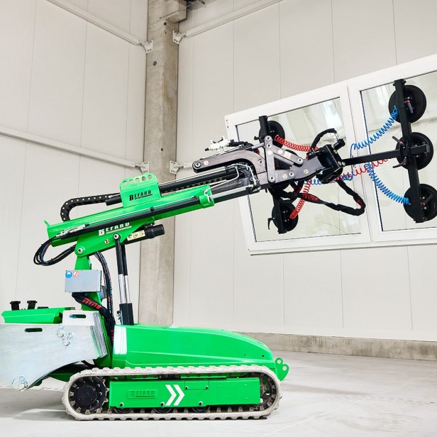 Befard XGR800.3, crawler installation robot, vacuum manipulator 800 kg, 8 suction cups, radio remote control