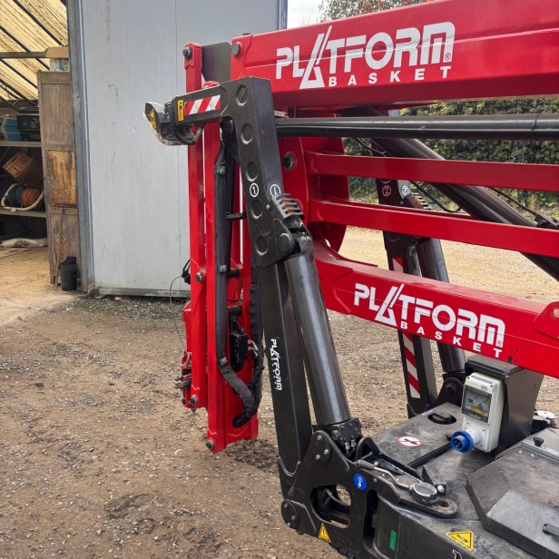 Platform Basket Spider 22.10 (MOD 2013) tracked hybrid spider lift, Spider Lift Platform Basket 22.10 MOD 2013, Platform Basket Spider 22.10 MOD 2013 tracked spider lift, Platform Basket Spider 22.10 MOD 2013 aerial platform, Spider 22.10 MOD 2013 tracked