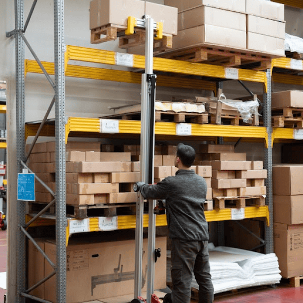 GOLIA 3100 Manual Material Lifter GOLIA 3100 for professional use