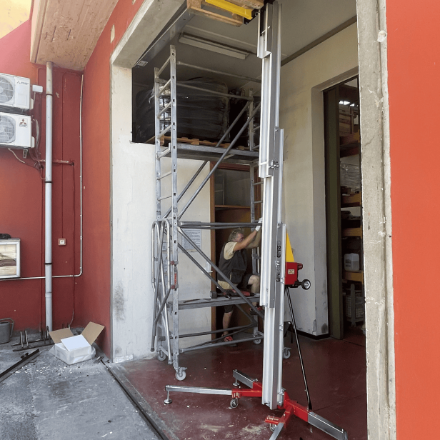 GOLIA SLIM 4200 TS Manual Material Lifter GOLIA SLIM 4200 TS for professional use