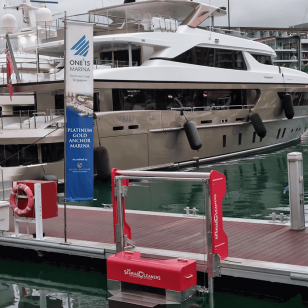 THE SEARIAL CLEANERS Collec'Thor Fixed Waste Collector 750W - 320L Floating Waste Removal, CollecThor Waste Collector For Harbours And Marinas, Collec'Thor Marine Waste Collector, Collec'Thor Collects Plastic, Cigarette Filters And Liquid Waste