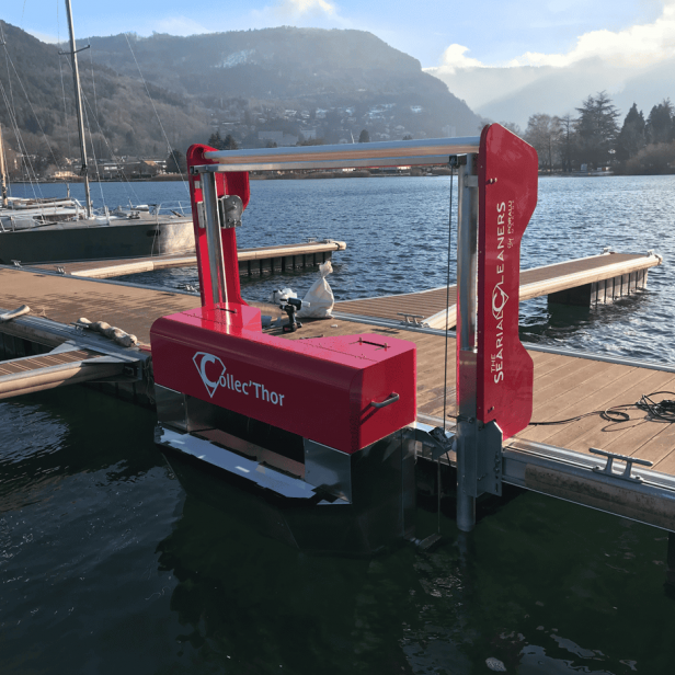 THE SEARIAL CLEANERS Collec'Thor Fixed Waste Collector 750W - 320L Floating Waste Removal, CollecThor Waste Collector For Harbours And Marinas, Collec'Thor Marine Waste Collector, Collec'Thor Collects Plastic, Cigarette Filters And Liquid Waste