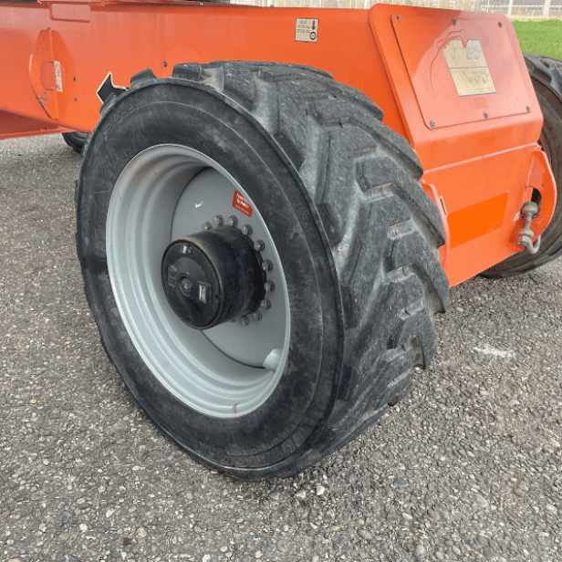 Articulating Self-Propelled Boom Lift JLG 1250AJP, JLG 1250AJP diesel self-propelled articulating boom lift 40.1m, JLG 1250AJP aerial work platform, articulating boom lift construction equipment JLG 1250AJP, professional articulating boom lift 40m, availa