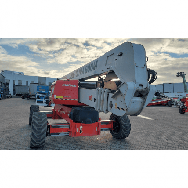 Articulating self-propelled boom lift Diesel JLG 1250AJP (MOD 2014), JLG 1250AJP 40.1m, JLG 1250AJP aerial work platform, articulating boom lift construction equipment, JLG 1250AJP professional boom lift, available for rental