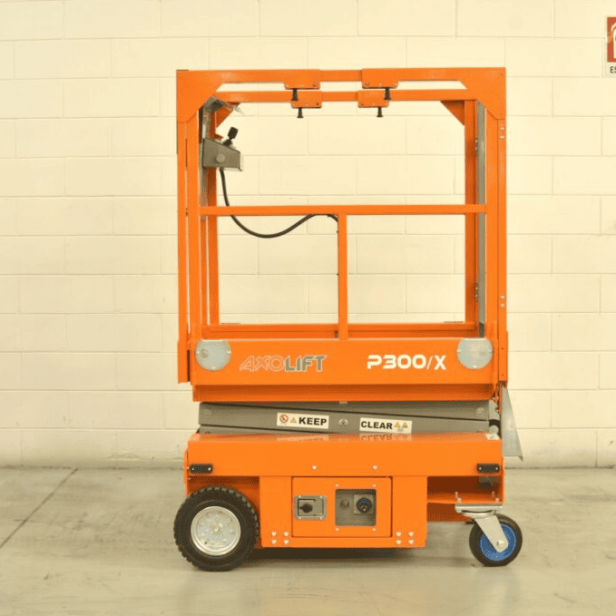 AXOLIFT P300X επαγγελματική πλατφόρμα εργασίας AXOLIFT P300X αυτοκινούμενη ψαλιδωτή πλατφόρμα AXOLIFT P300X Low Level Access Platform AXOLIFT P300X πλατφόρμα εργασίας 4,95 m AXOLIFT P300X επαγγελματική πλατφόρμα εργασίας AXOLIFT P300X compact scissor lift AXOLIFT P300X πλατφόρμα για εργοτάξια AXOLIFT