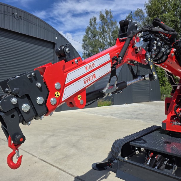 BEFARD XM2500 ROTO ερπυστριοφόρος γερανός BEFARD XM2500 ROTO μίνι ερπυστριοφόρος γερανός BEFARD XM2500 ROTO μίνι γερανός 2500 kg BEFARD XM2500 ROTO ερπυστριοφόρος γερανός BEFARD XM2500 ROTO γερανός για τοποθέτηση υαλοπινάκων BEFARD XM2500 ROTO mini crane BEFARD XM2500 ROTO crawler mini crane
