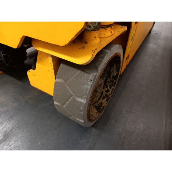 USED SCISSOR WORKING PLATFORMS JCB S1930E UP TO 230KG 7,8M WORKING HEIGHT - Kapountalis