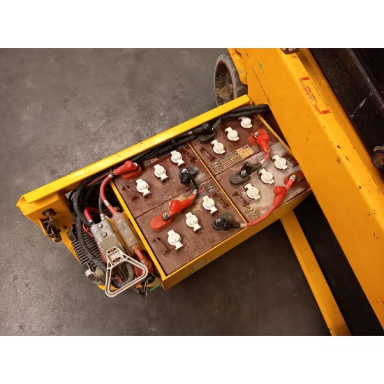 USED SCISSOR WORKING PLATFORMS JCB S1930E UP TO 230KG 7,8M WORKING HEIGHT - Kapountalis