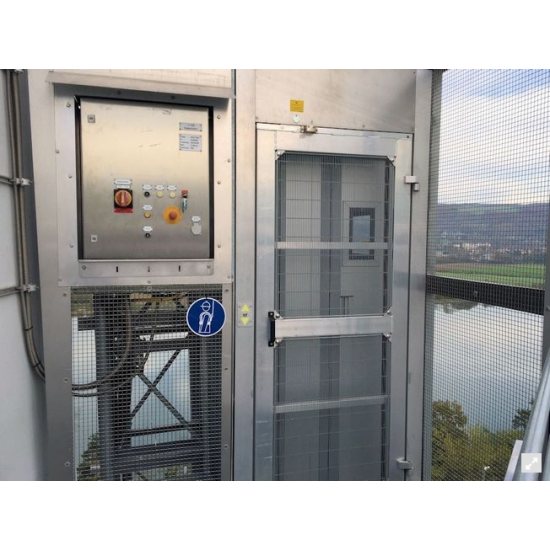 BOCKER ΒΙΟΜΗΧΑΝΙΚΟΙ ΑΝΕΛΚΥΣΤΗΡΕΣ ΕΡΓΟΤΑΞΙΟΥ SERVICE-LIFT - Kapountalis