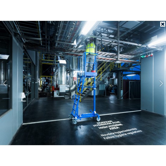 BOCKER ALP PERSONNEL LIFT IXO-LIFT 400 - 4M - Kapountalis