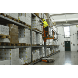 AXOLIFT MANUAL LOW LEVEL ACCESS MAST PLATFORM MANULIFT 200 - 4M 125KG 